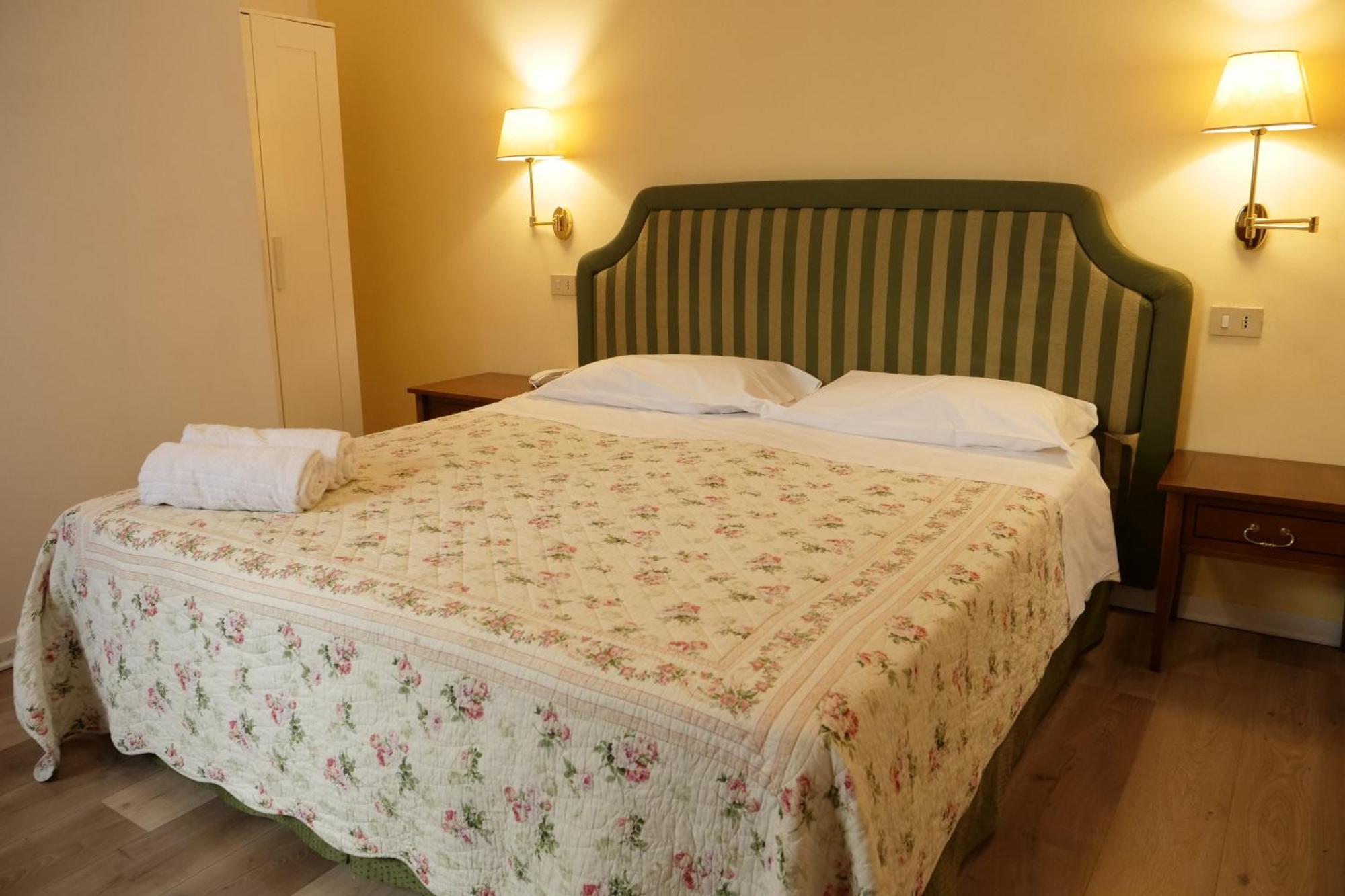 Hotel Elios Tao ตาออร์มินา ภายนอก รูปภาพ